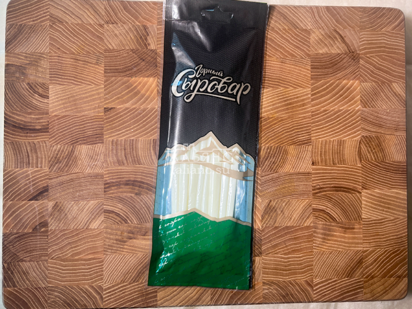 Сыр 60 гр ГОРНЫЙ СЫРОВАР (Балыковый) в Уссурийске